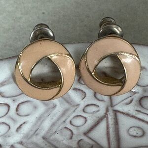 Vintage Trifari Blush Enamel Gold Tone Swirl Stud Earrings